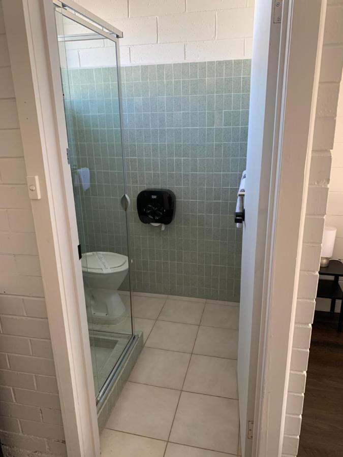 Wattle Motel Сиймор Екстериор снимка