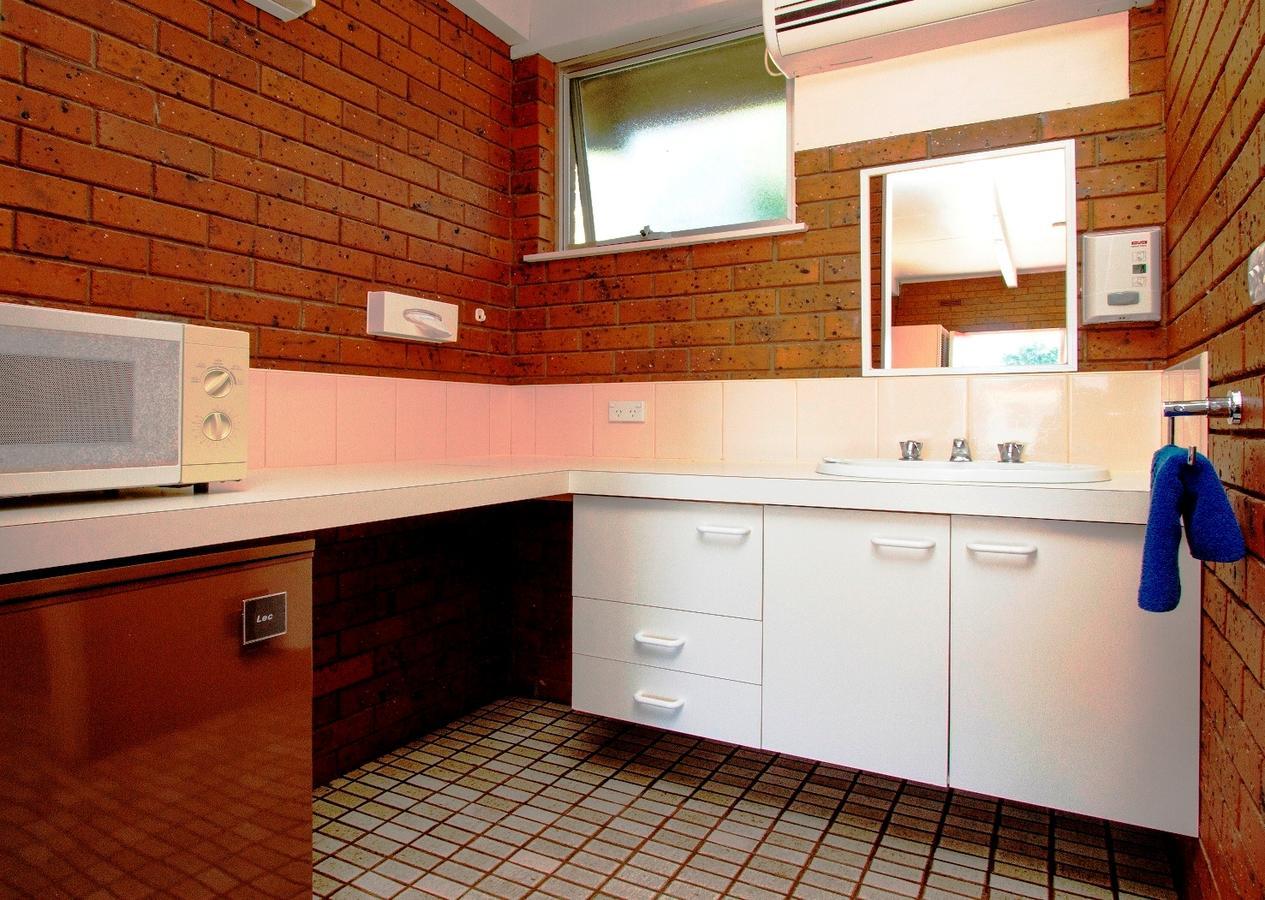 Wattle Motel Сиймор Екстериор снимка