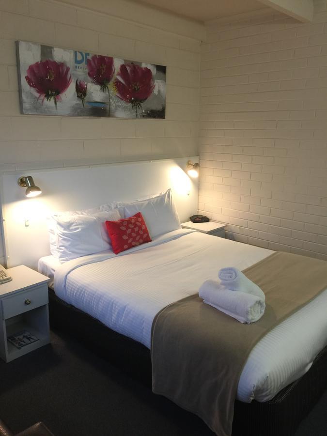 Wattle Motel Сиймор Екстериор снимка